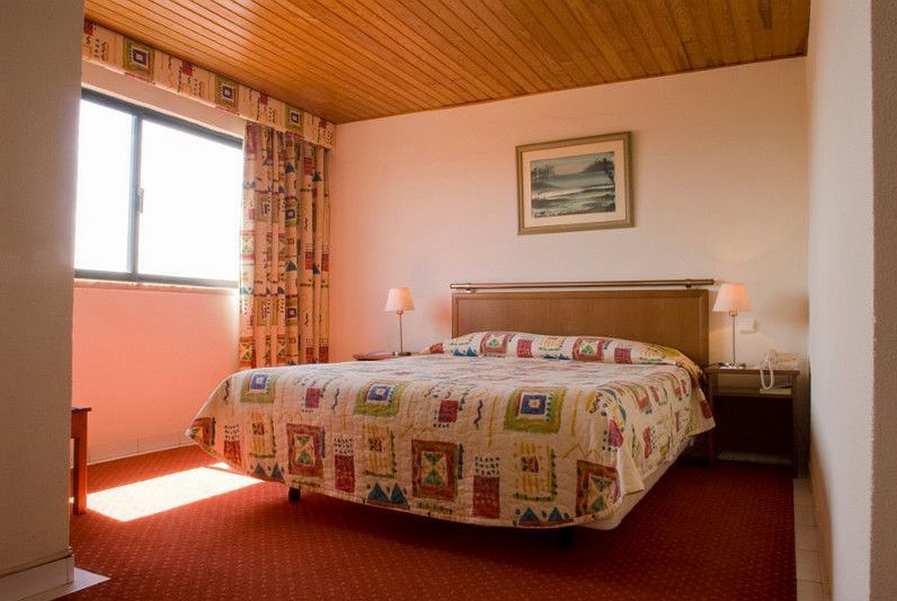 Holiday Inn Express & Suites Lisbon - Principe Real By Ihg Zimmer foto